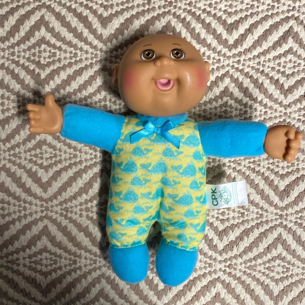 Cabbage patch kids bald baby Hispanic girl in ocean sleeper doll toy